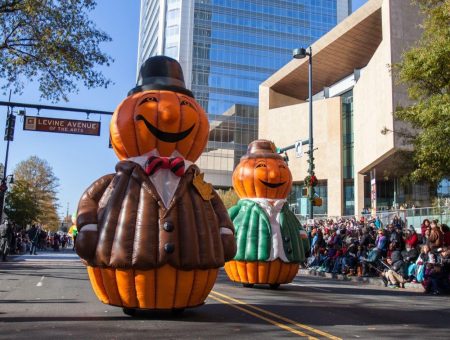 Your Guide to Uptown Charlotte’s Thanksgiving Traditions