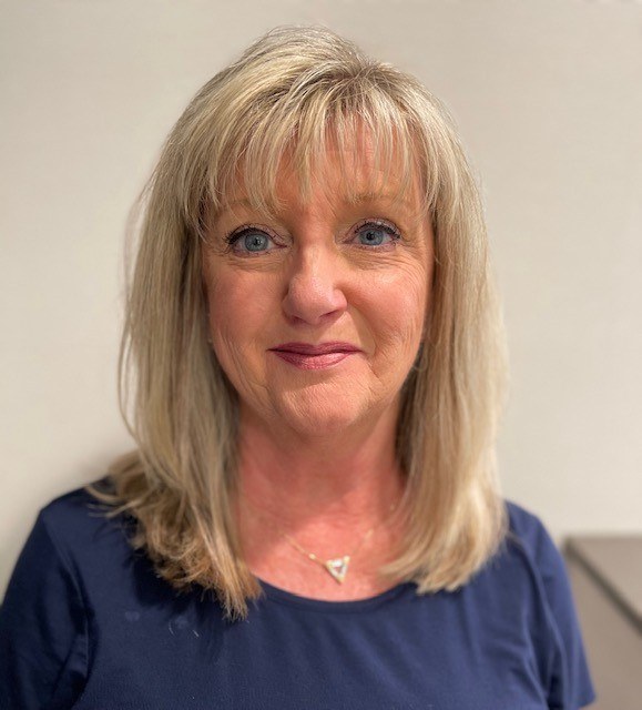 Lorraine Newton